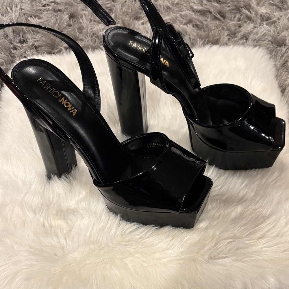 Fashion Nova Glossy Black Platform Sandals